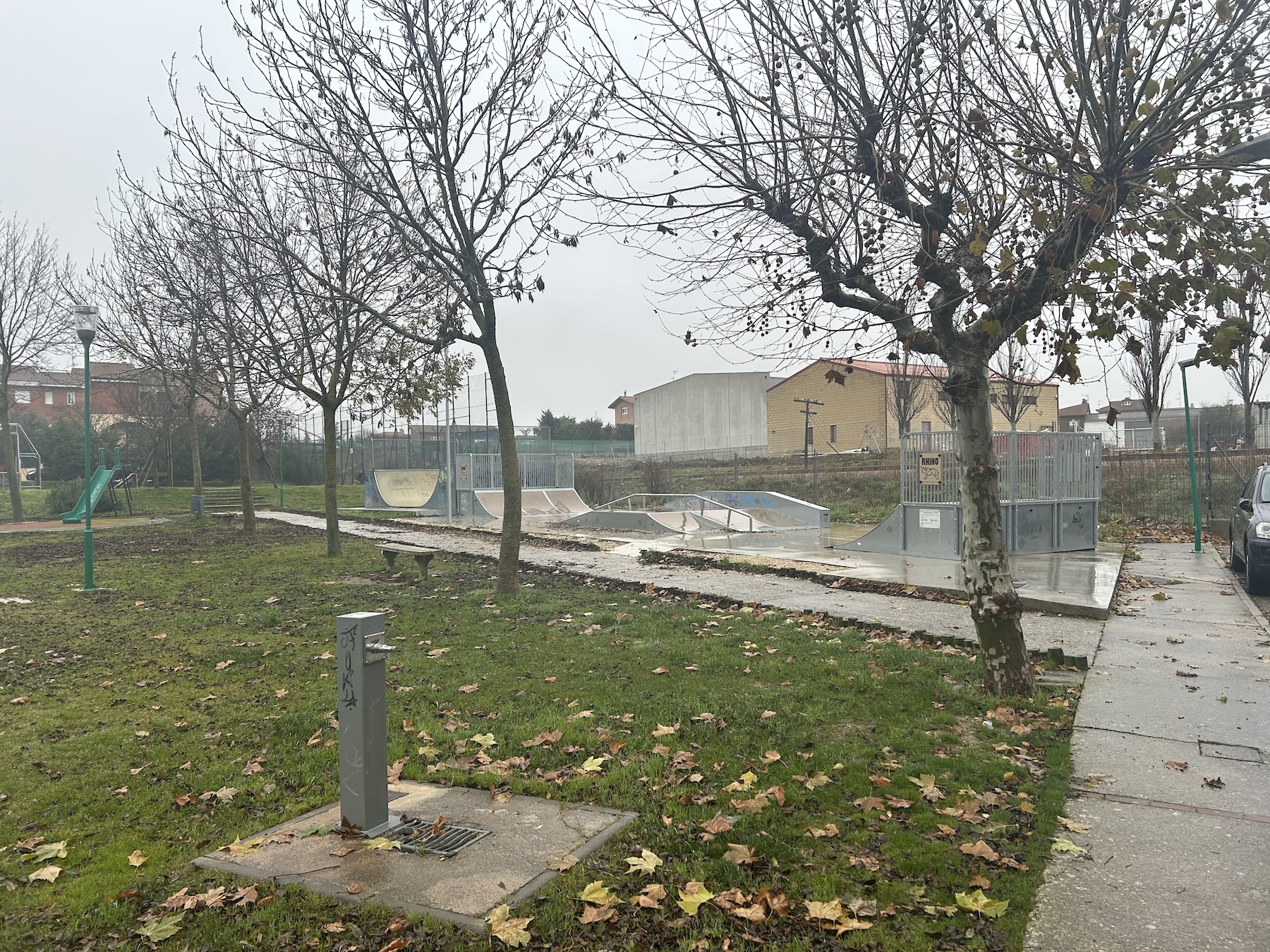 Villagonzalo Pedernales skatepark